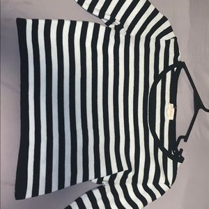 Black and White Long Sleeve Crop Top